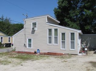 207 Chases Grove Rd, Derry, NH 03038