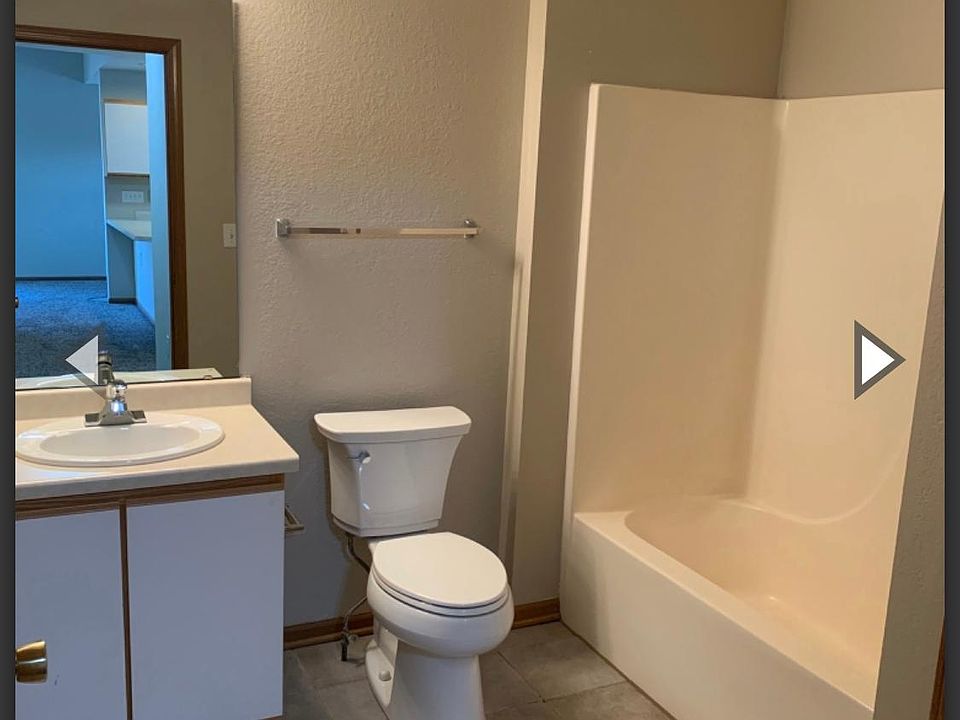 1st image of 5178 Zenith Pkwy #3