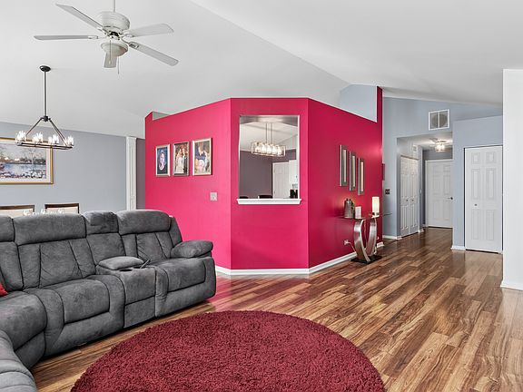 5th image of 1853 Misty Ridge Ln #1853