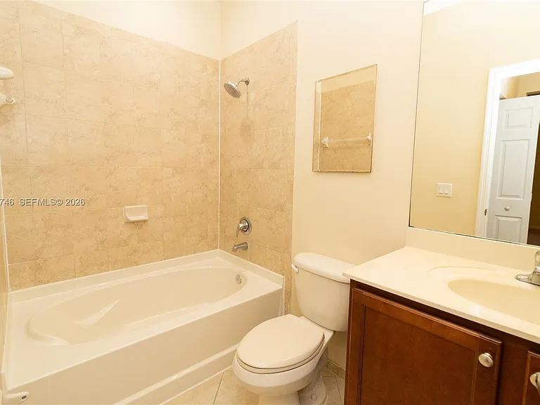 11603 NW 89th St #201 — Photo 25