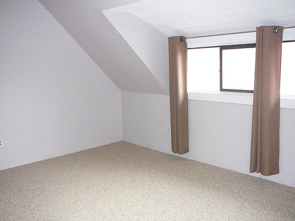 4th image of 729 W Spofford Ave APT 3