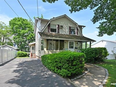291 Roosevelt St, Teaneck, NJ, 07666