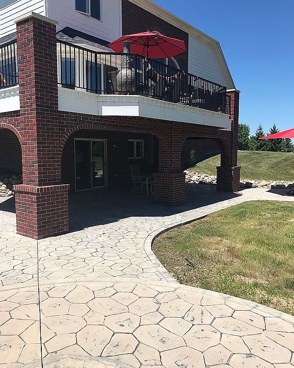 2nd image of 7340 Hillside Ct