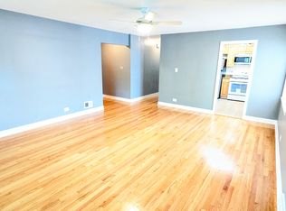 2115 W Granville Ave #2, Chicago, IL 60659