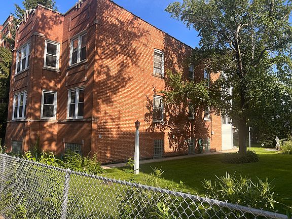 2nd image of 2315 W Superior St #2R
