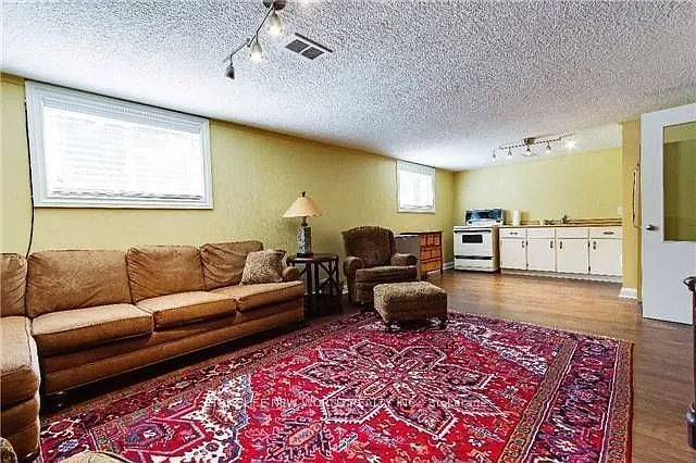 261 Betty Ann Dr — Photo 15