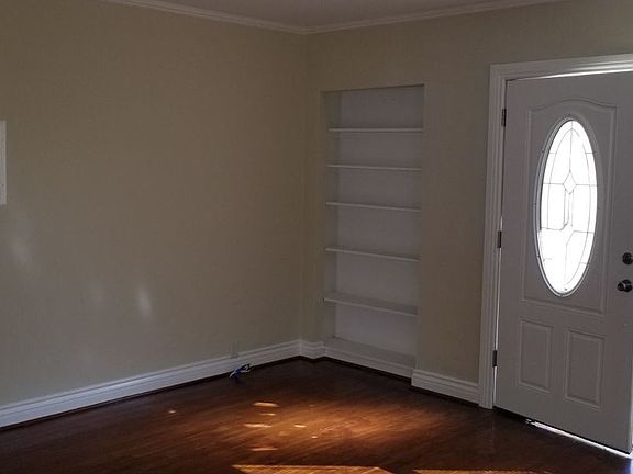 2nd image of 1427 17th St APT B