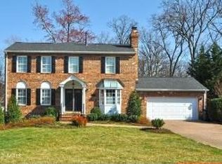 2249 Arden St, Dunn Loring, VA 22027