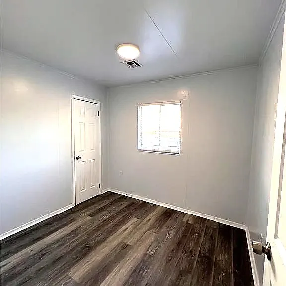 301 Winding Ln — Photo 8