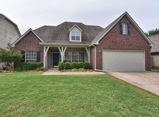 2914 W F St, Jenks, OK 74037