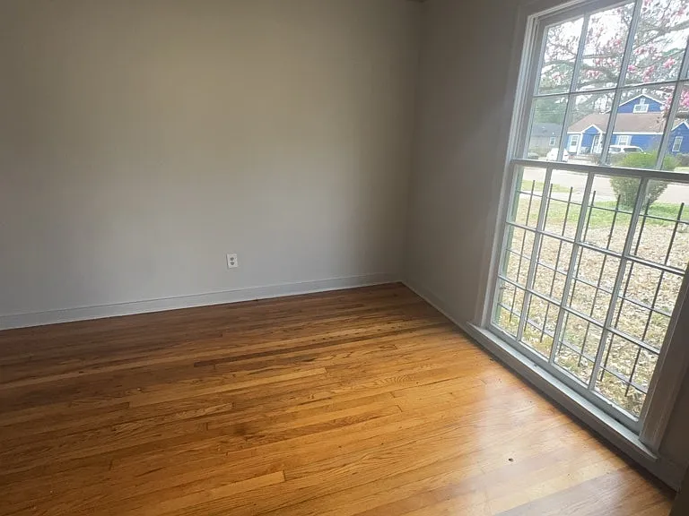 4426 Desoto St — Photo 15
