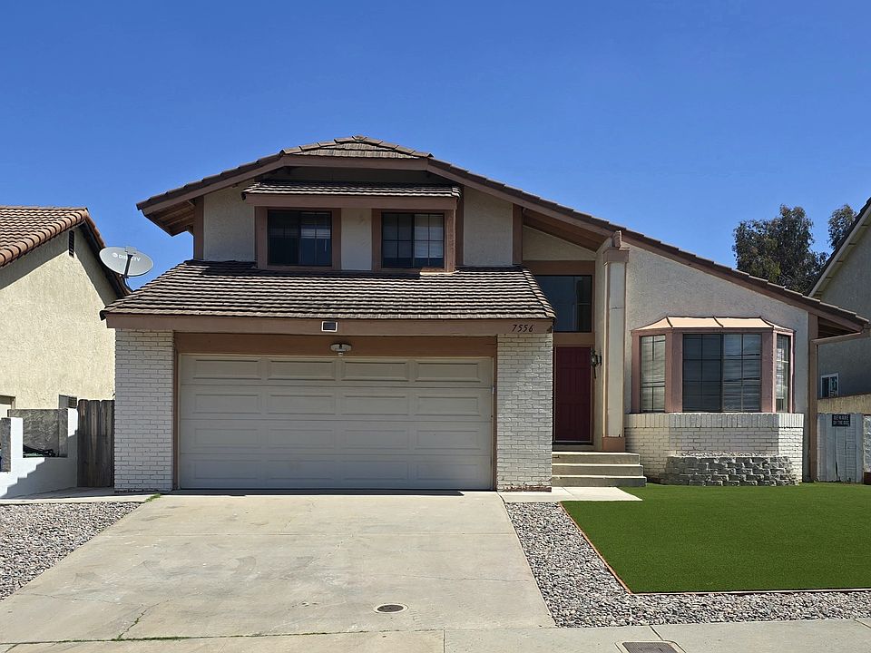 4 bedroom, 3 bath, tri-level home
