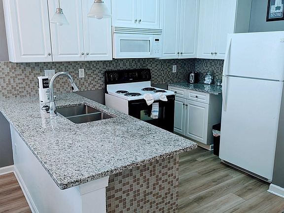 4th image of 500 River Oak Dr. #58N