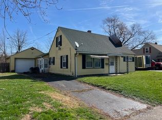 142 Lynnhaven Dr, Dayton, OH 45431