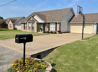 115 Leonard Dr, Bono, AR 72416