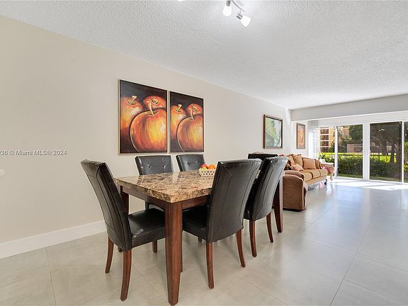 4th image of 9260 Fontainebleau Blvd APT 102