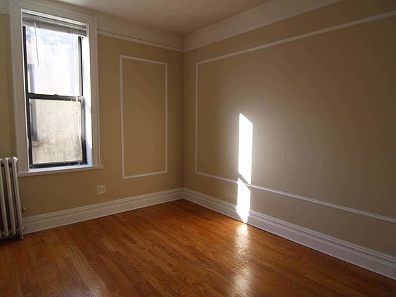 2nd image of 5406 Skillman Ave APT 3C