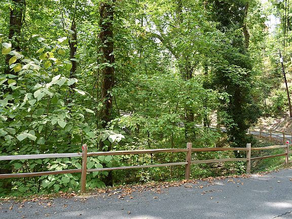 3rd image of E Foothills Dr