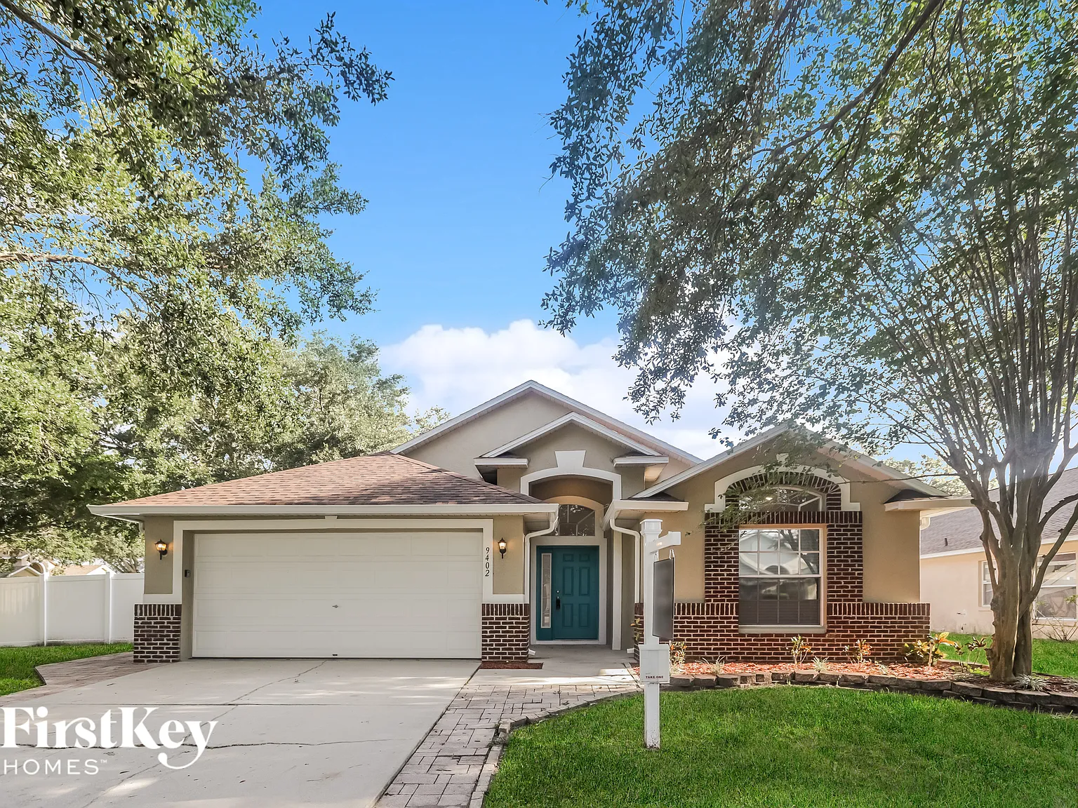 3 bed, 2.0 bath, 2442 sqft, $2,875 — Photo 1