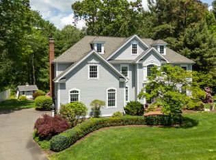 47 Cardinal Dr, Glastonbury, CT 06033