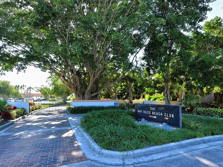 Harbour Oaks Dr — Photo 59