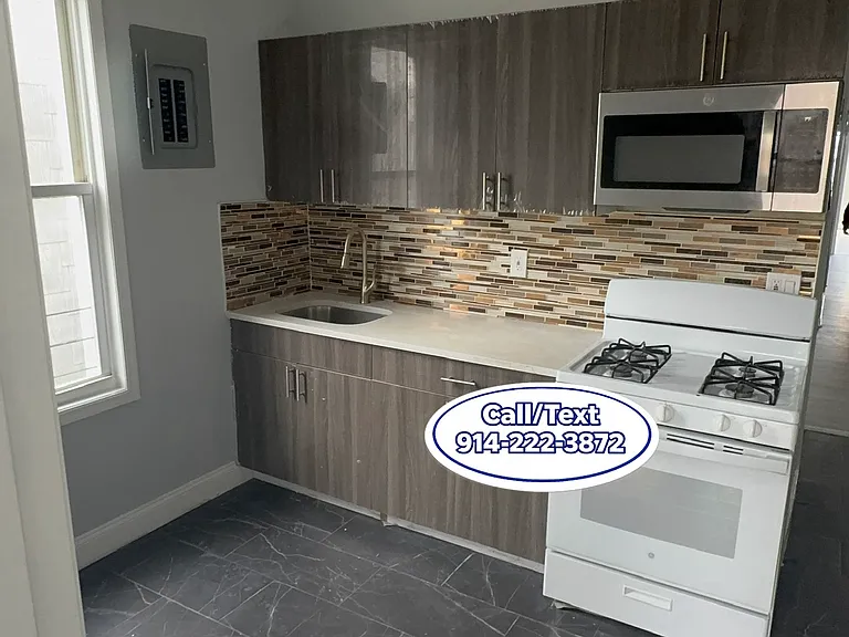 32 Van Cortlandt Park Ave #3 — Photo 1