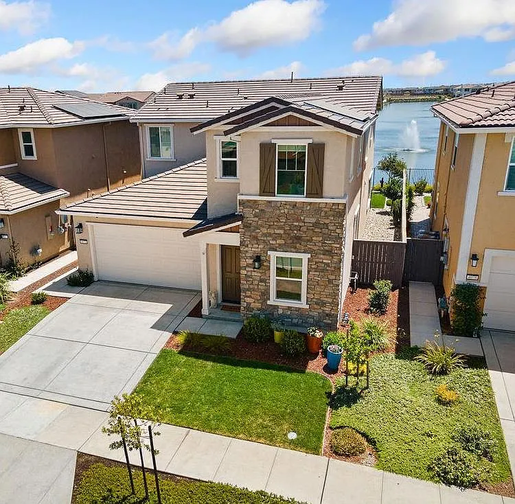 4072 Waterleaf Ave photo 1