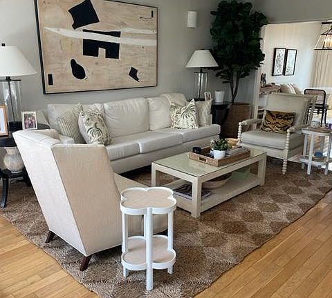 2nd image of 852 20th St APT 5