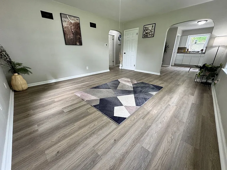 4351 Texas St — Photo 8