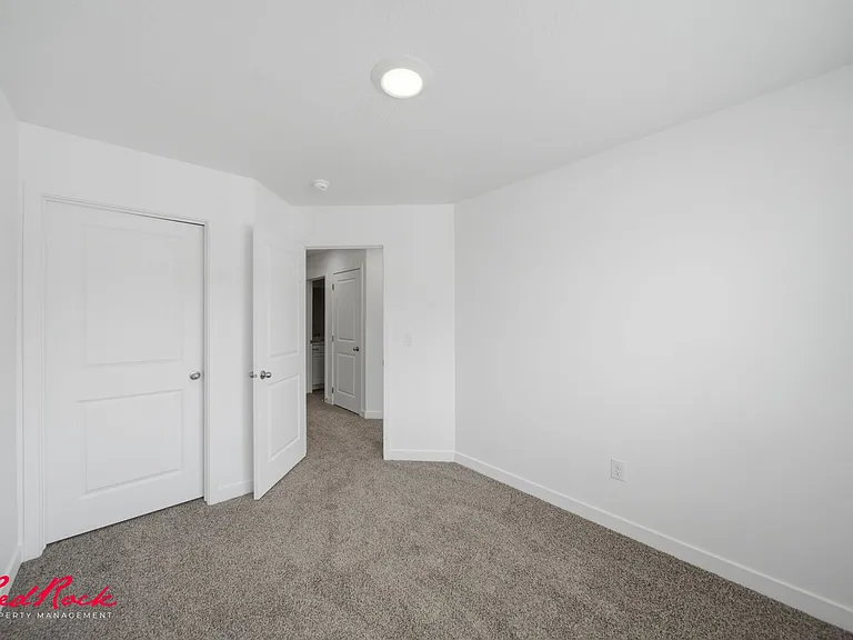 2775 E Rushpink Ln — Photo 14