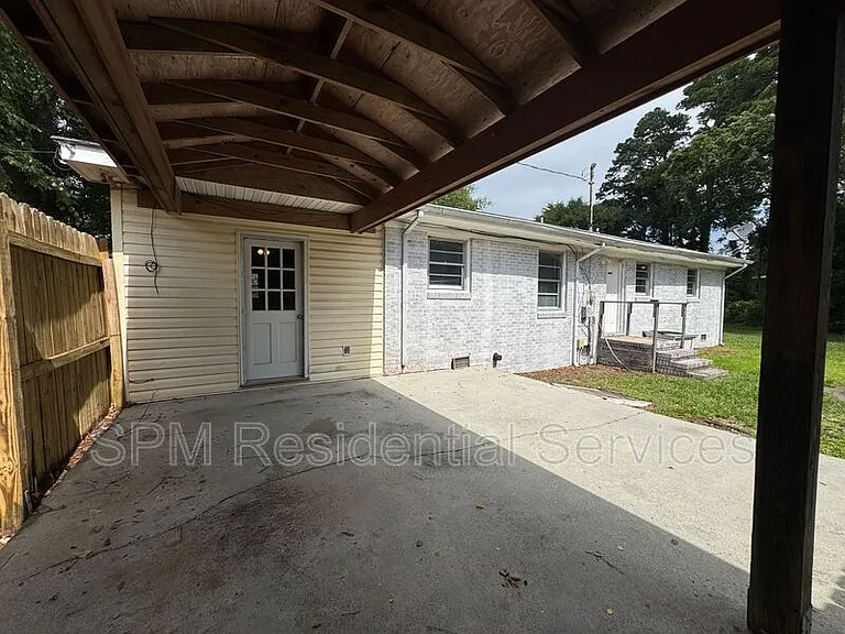 331 Forest Park Rd — Photo 20