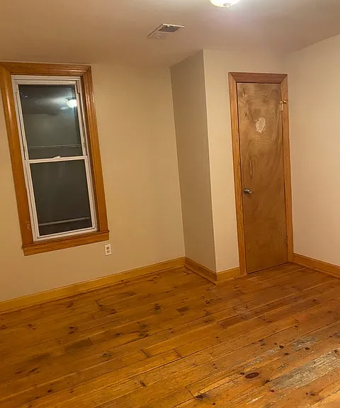 24 Holyoke St #4B — Photo 5