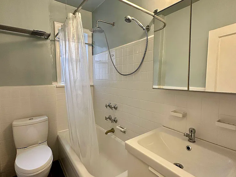 48-50 44th St #2B — Photo 18