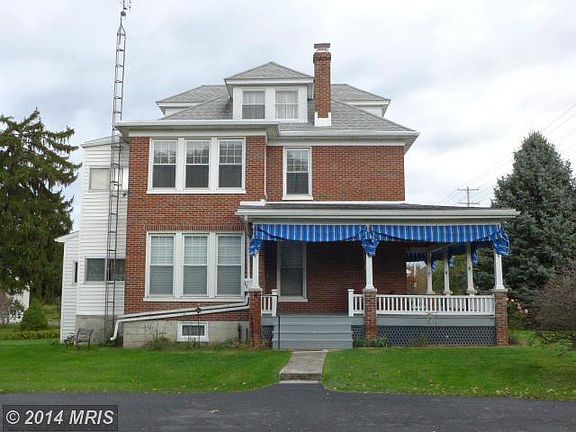 3rd image of 17402 W Washington St