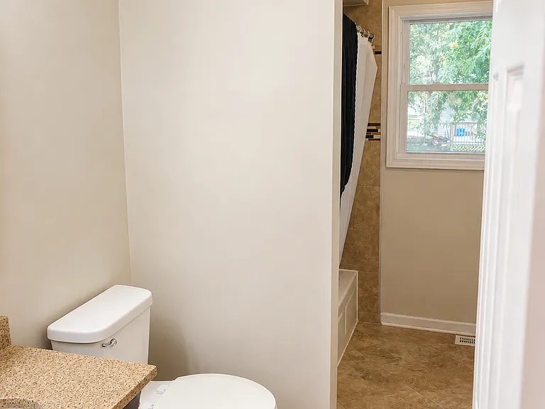 359 Ruth Cir — Photo 9