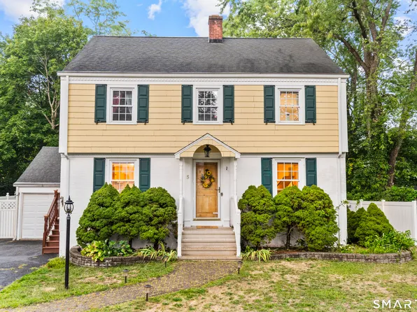 5 Van Rose Drive, North Haven, CT 06473