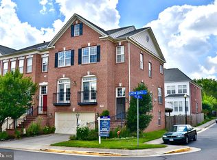 2380 Green Grass Ct, Herndon, VA 20171
