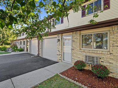 1145 Vogt DRIVE #9, West Bend, WI, 53095