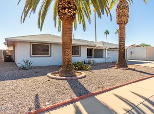 9445 W Pineridge Dr, Sun City, AZ 85351