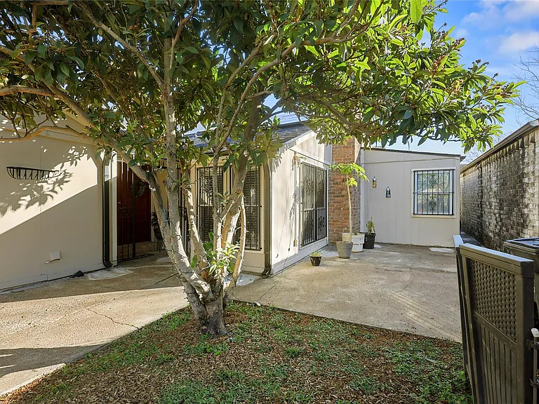 4123 Yupon Ridge Dr — Photo 5