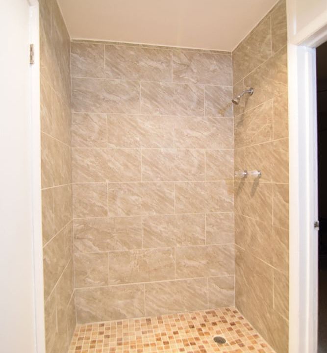 2nd image of 7142 Pear Ln