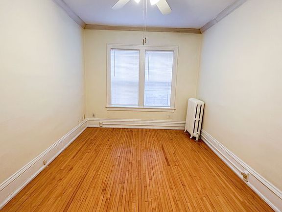 2nd image of 1929 Fremont Ave S APT 3