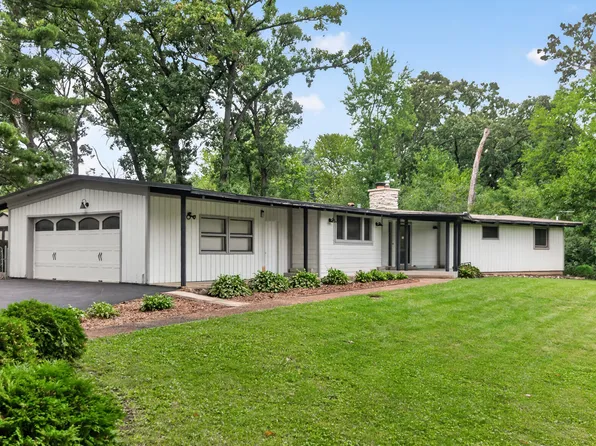 1S670 Winfield Rd, Wheaton, IL 60189