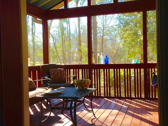 14' x 14' Screened Porch