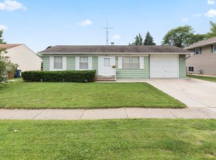 49 Jacobsen Ave, Glendale Heights, IL 60139