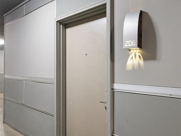 3rd image of 3600 S Lamar Blvd #206