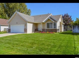 2218 N 850 W, Clinton, UT 84015
