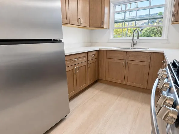 12811 Oxnard St APT 1, North Hollywood, CA 91606