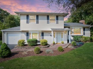 216 Woodbine Cir, New Providence, NJ 07974