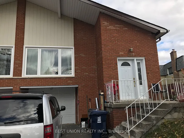 299 Goldenwood Rd #LOWER — Photo 1